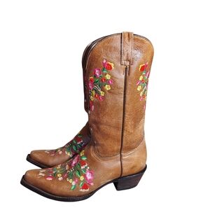 Gorgeous Floral Embroidered Tan Leather Coastal Cowgirl Boots Brand? Womens